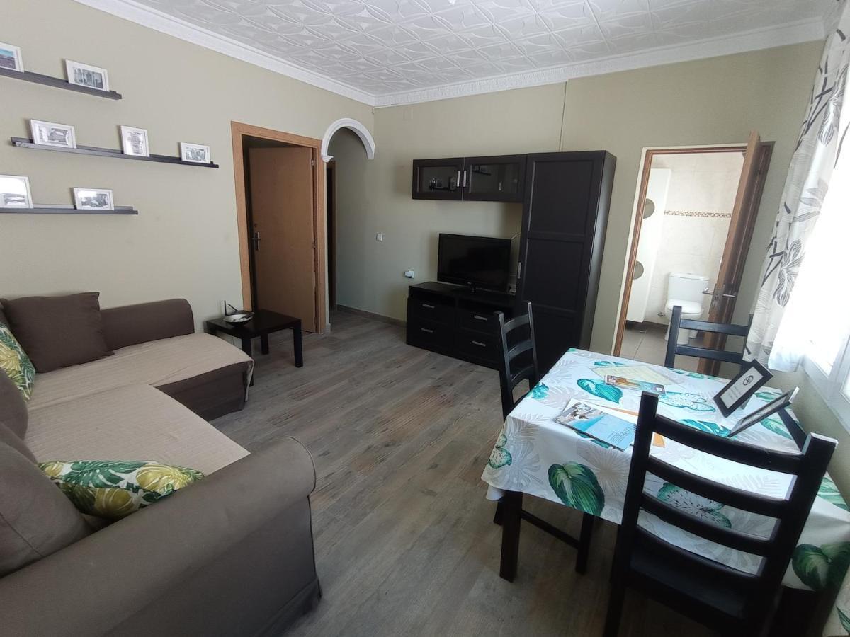 Apartamento, Dos Dormitorios, Tipo Atico Cerca Del Centro Jerez de la Frontera Buitenkant foto